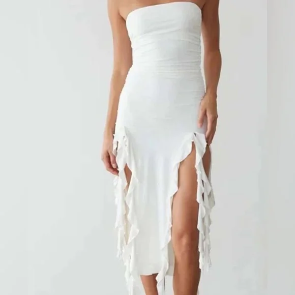Misbehavin White long fringe dress - Picture 1 of 1